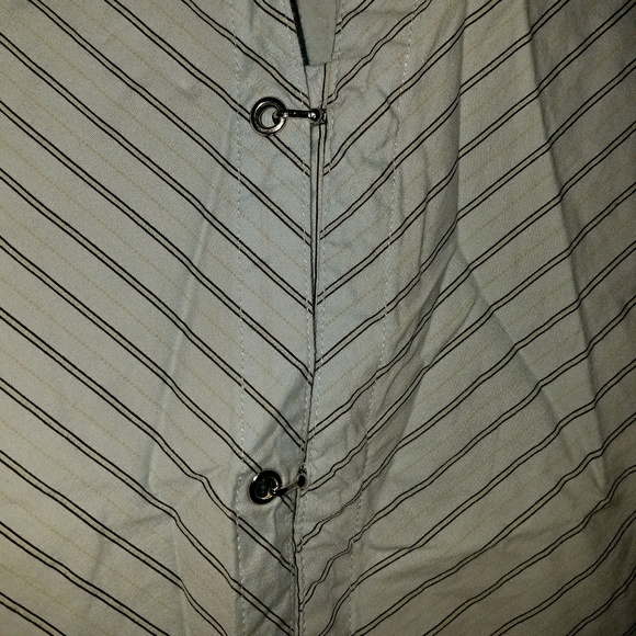 Blouse - Picture 2 of 3